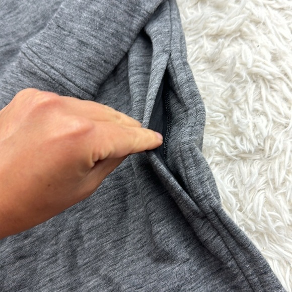 Lululemon To You Tunic Heathered Core Dark Grey - Picture 2 of 7